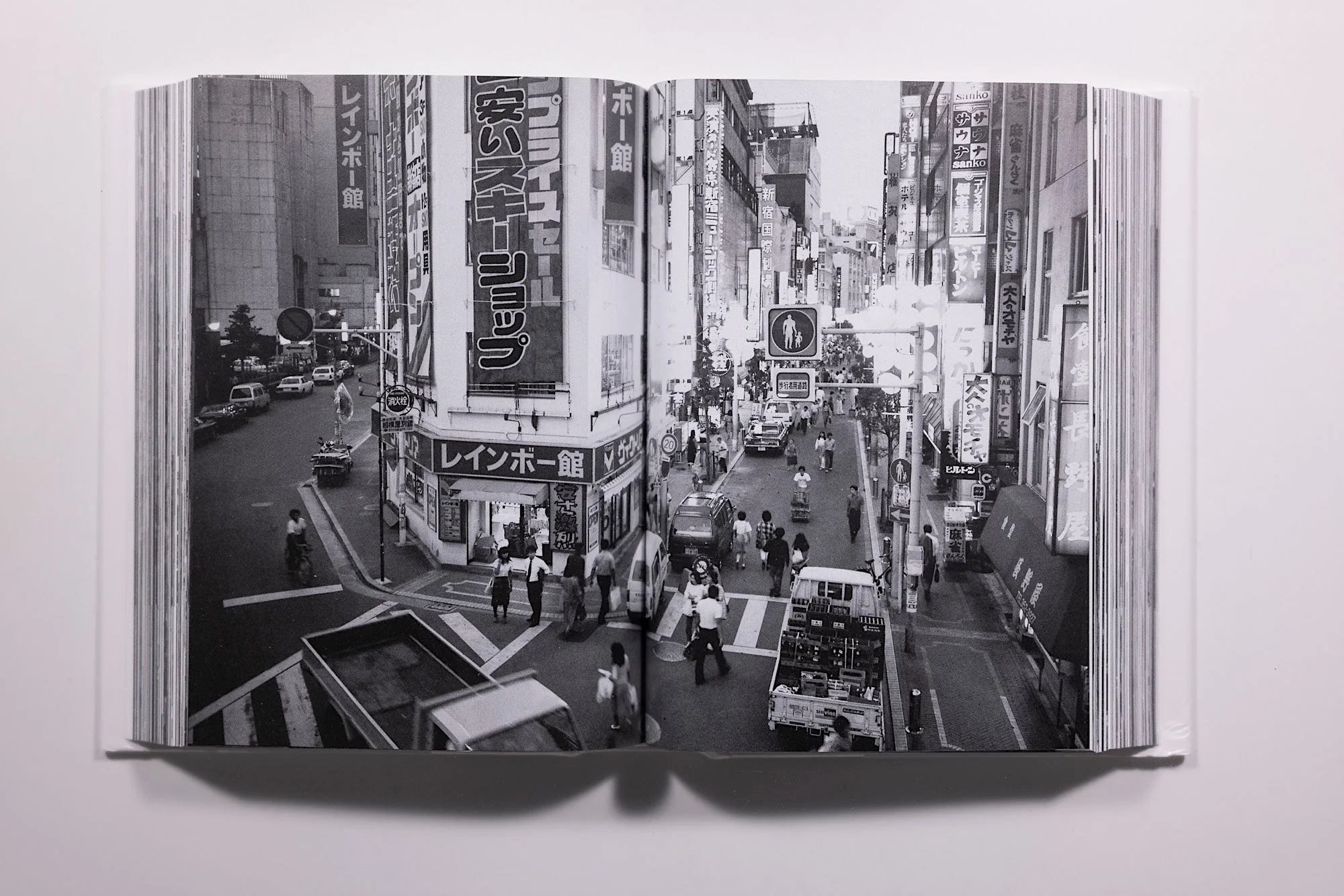 Araki - Tokyo Lucky Hole - Image 9
