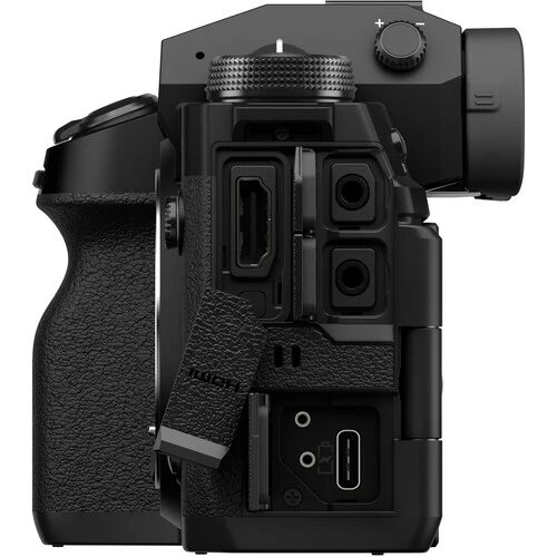 Fujifilm X-H2 w/ 16-80mm - Image 10