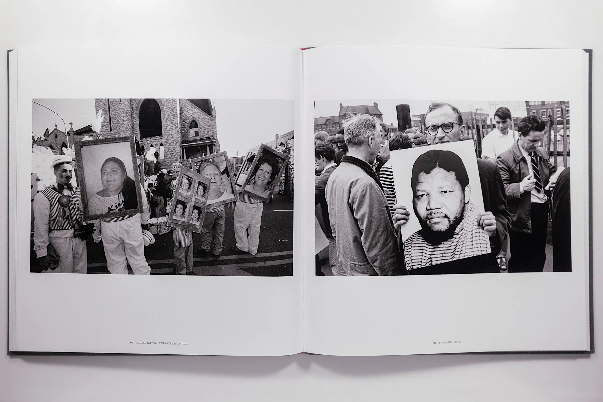 Lee Friedlander: The People's Pictures - Image 11
