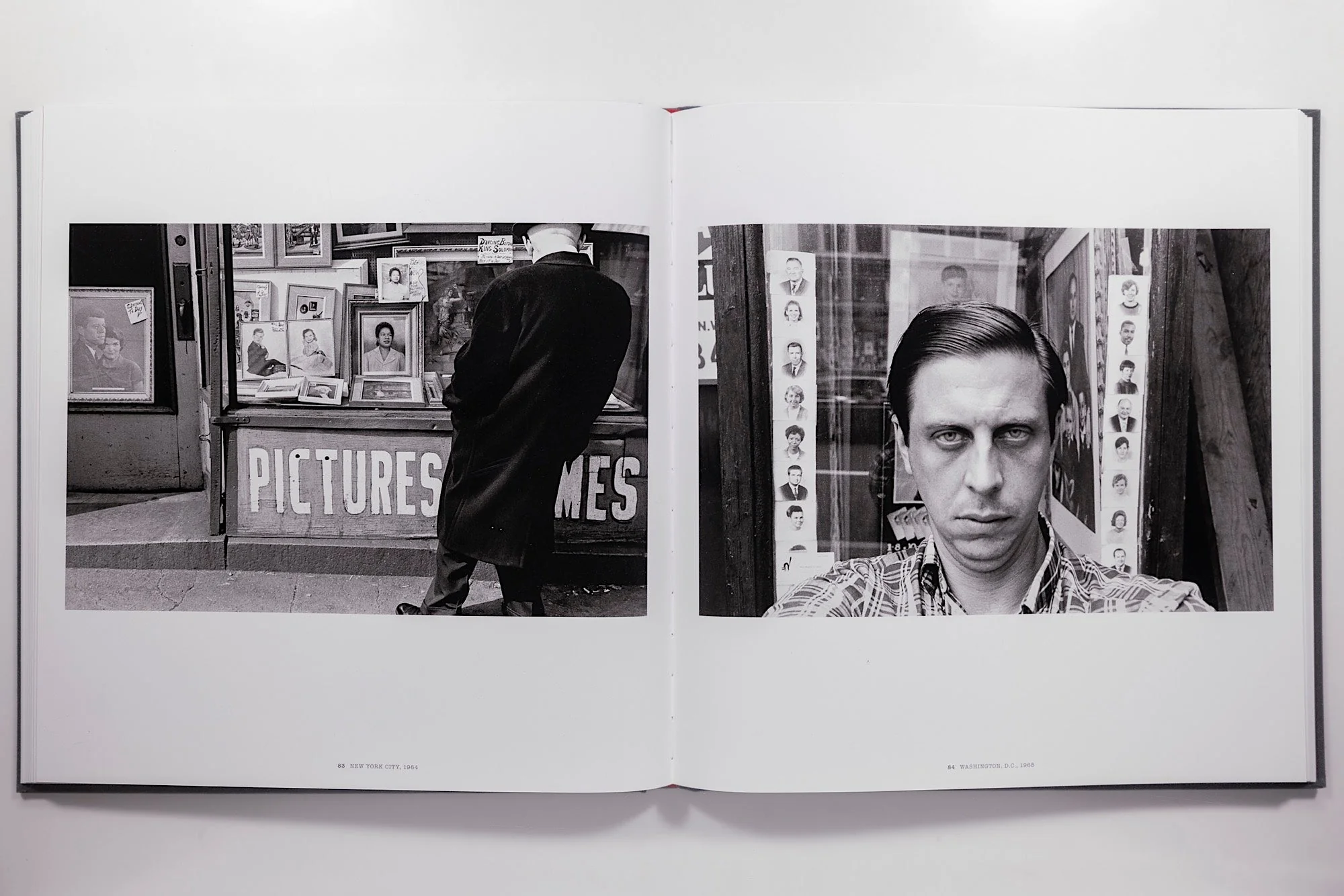 Lee Friedlander: The People's Pictures - Image 9