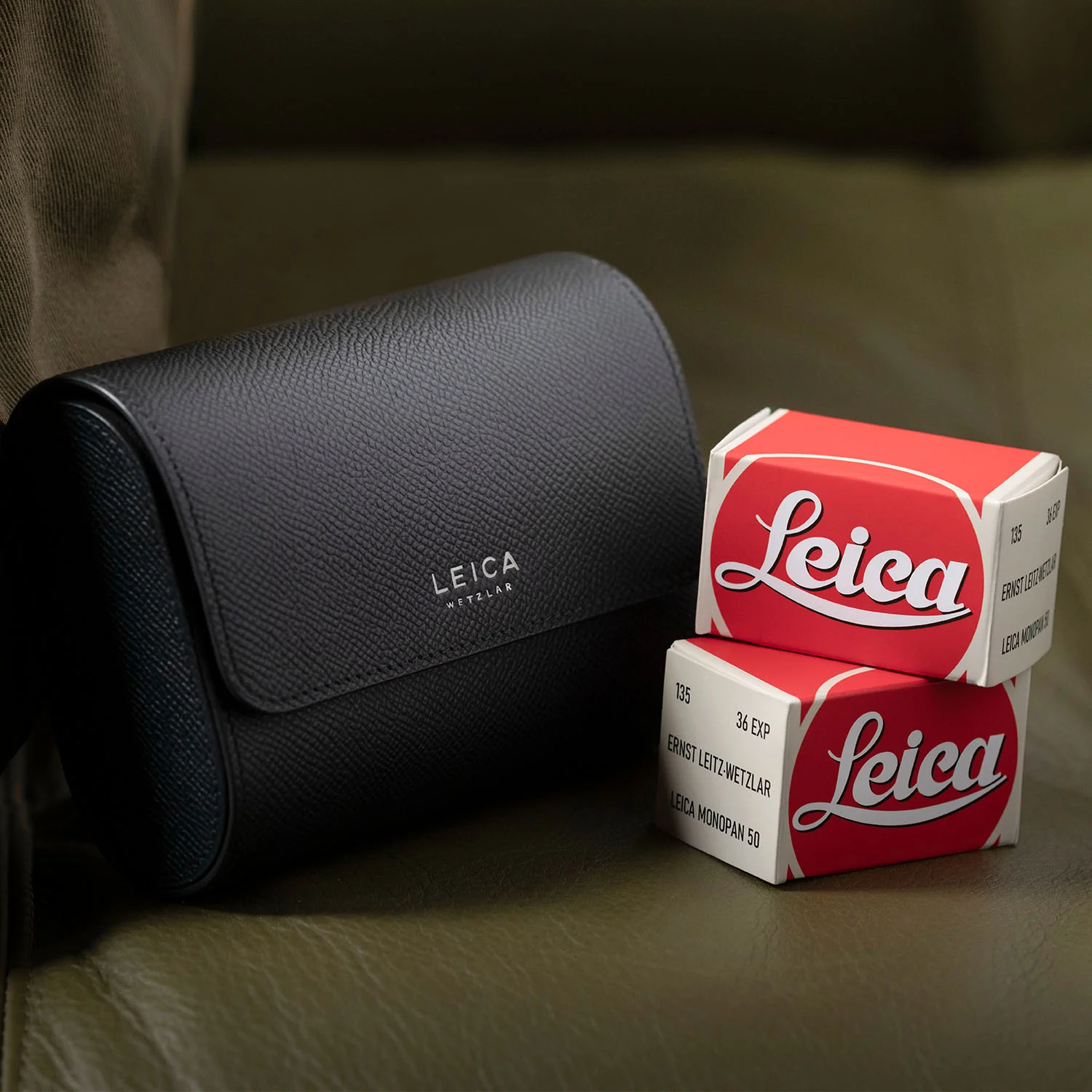 Leica Film Roll Holder, leather, black - Image 3
