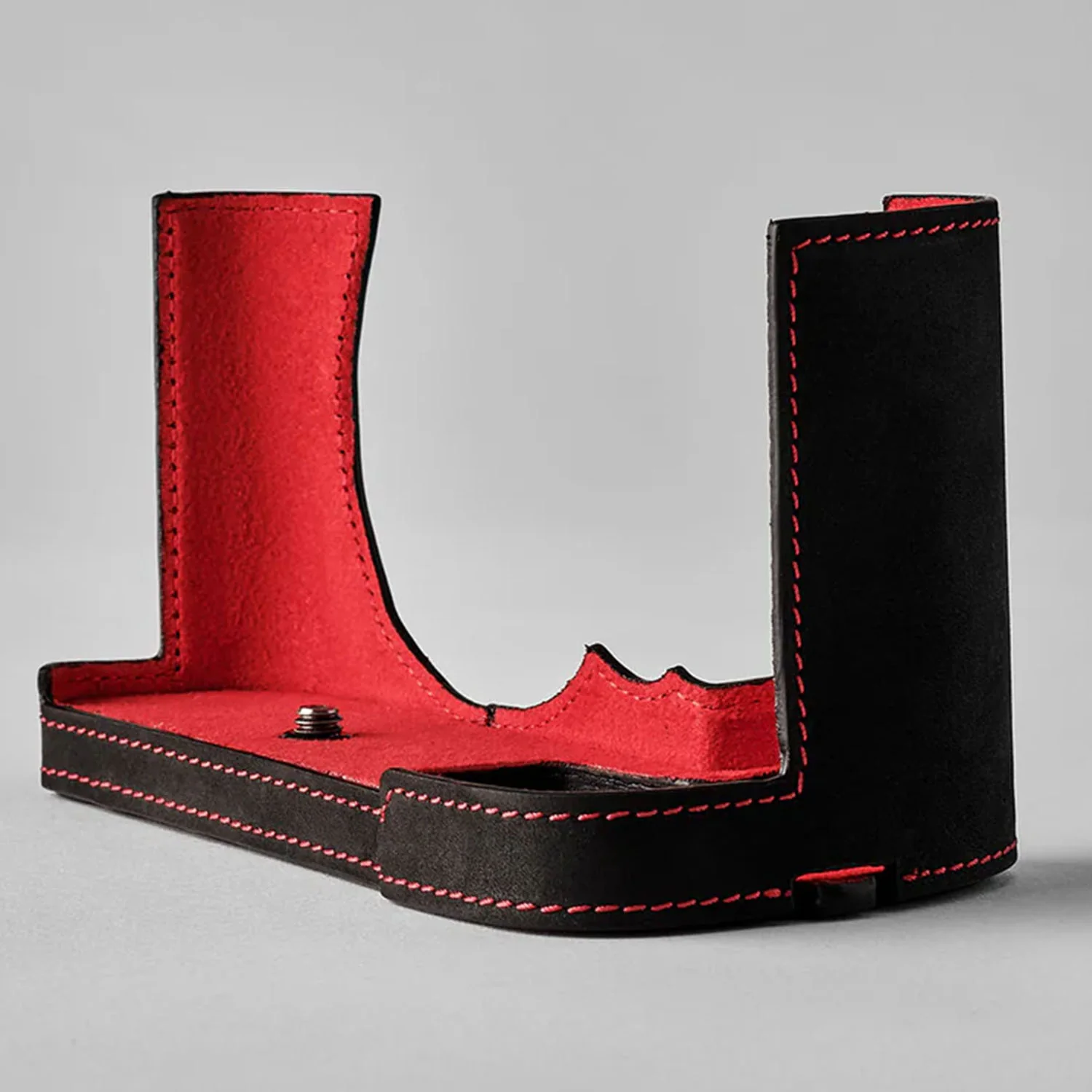 Oberwerth TagCase Hydro  for Leica SL3 - Black with Red - Image 4