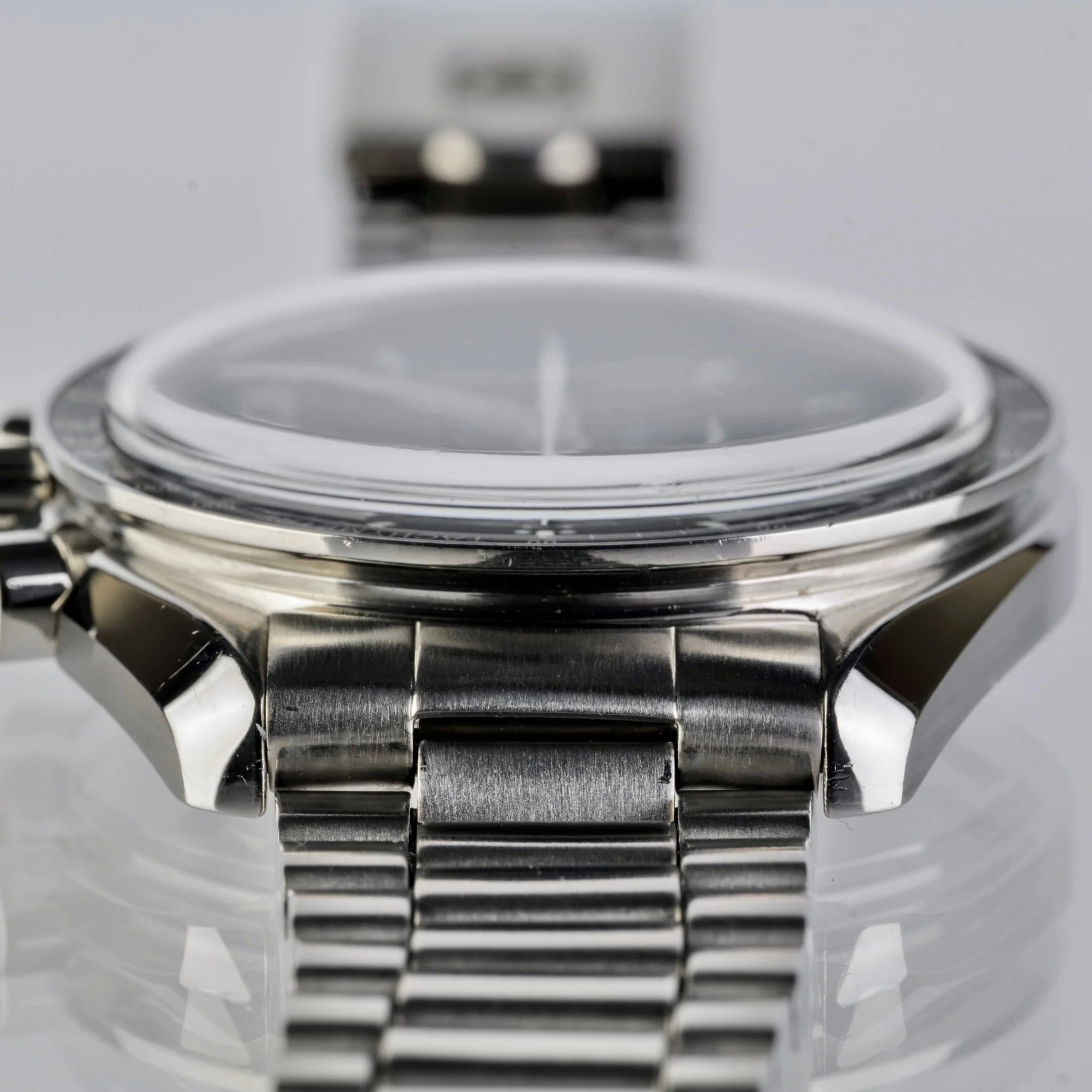 2005 Omega Speedmaster Ref 3570.50 77056935 - Image 7