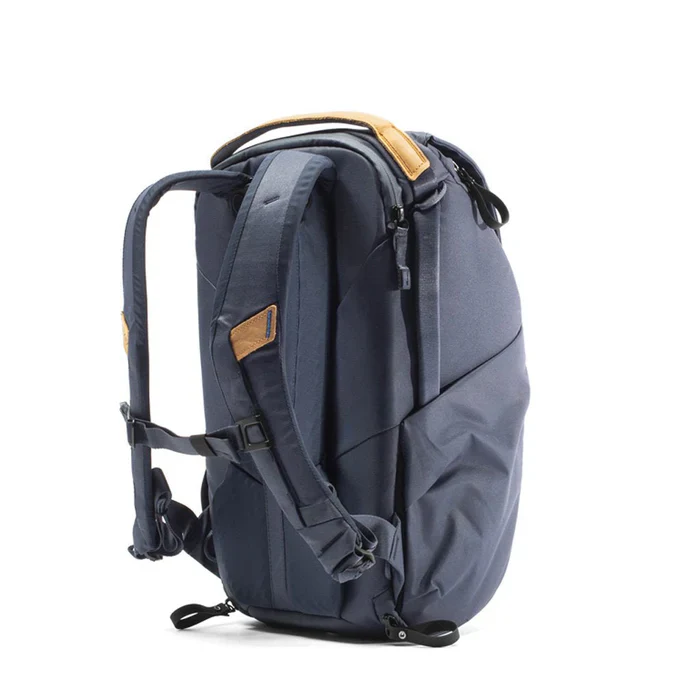 Peak Design Everyday Backpack 30L v2 - Midnight - Image 2