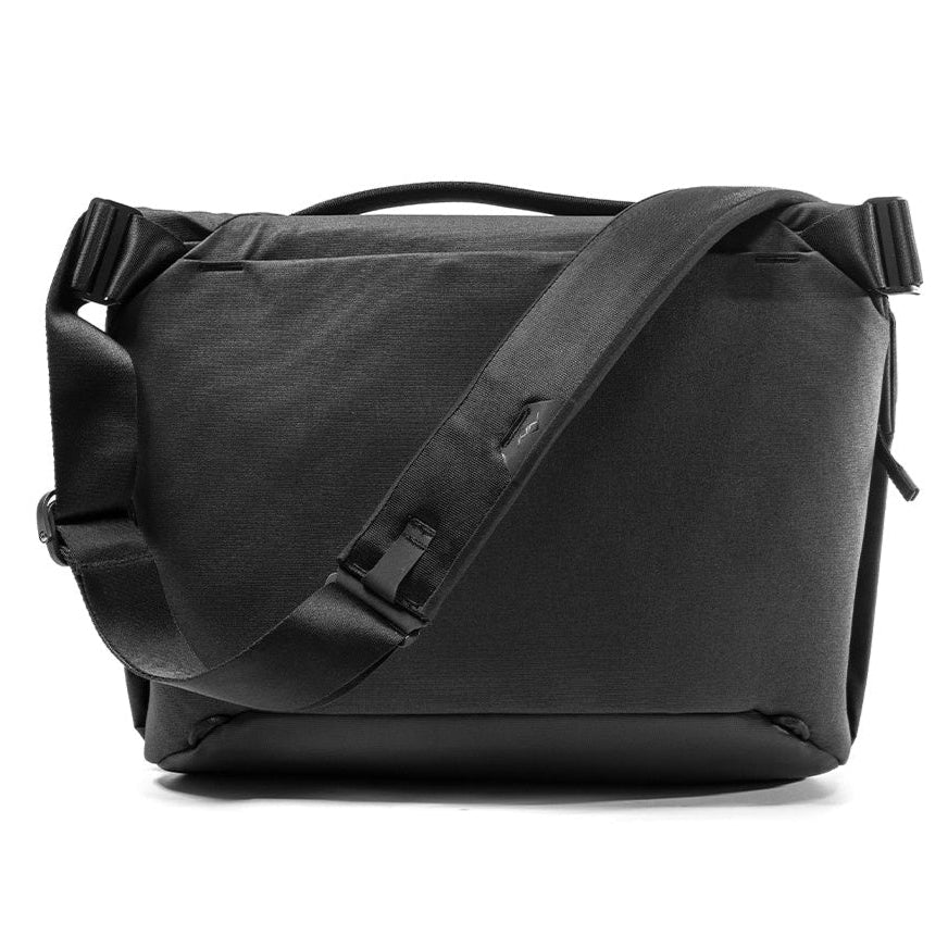 Peak Design Everyday Messenger 13L V2 - Black - Image 2