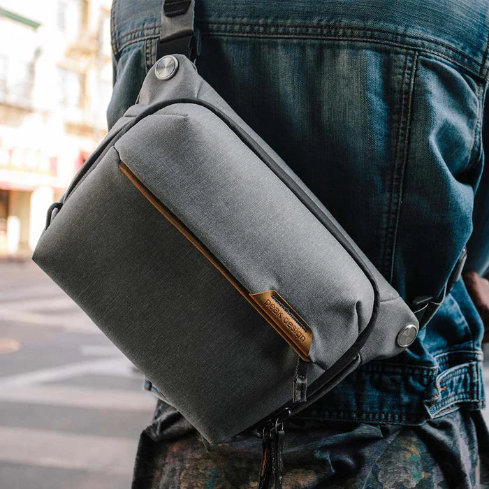 Peak Design Everyday Sling 6L v2 - Ash - Image 5