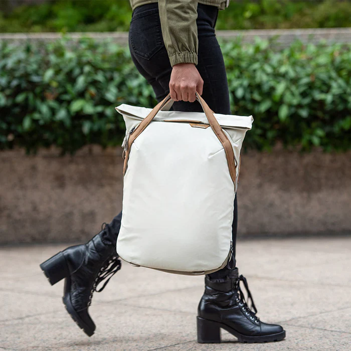 Peak Design Everyday Totepack 20L V2 - Bone - Image 6