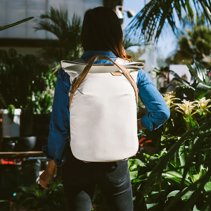 Peak Design Everyday Totepack 20L V2 - Bone - Image 8