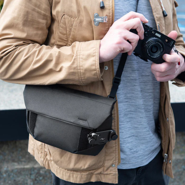 Peak Design Field Pouch - Black - Image 4