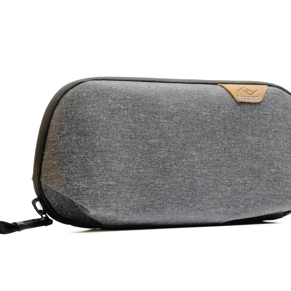 Peak Design Tech Pouch Small Charcoal - Image 3