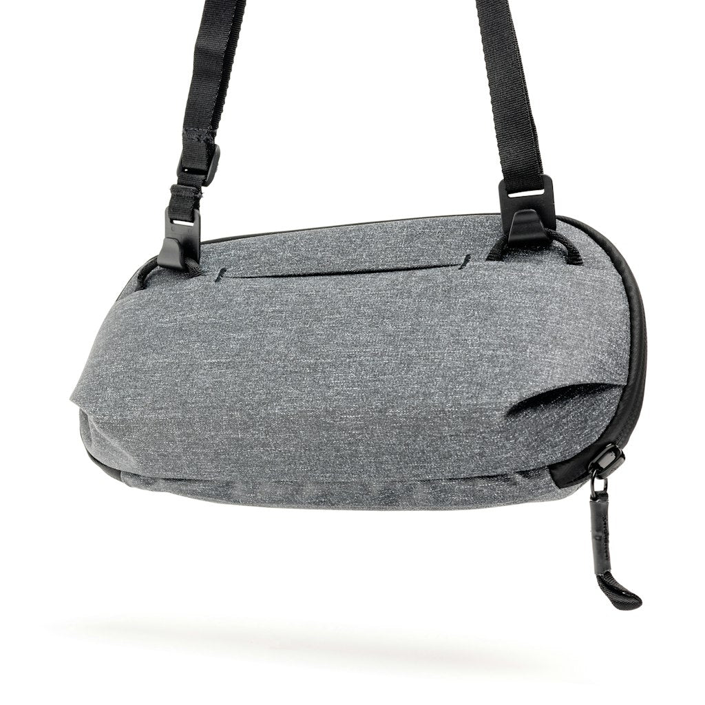 Peak Design Tech Pouch Small Charcoal - Image 4