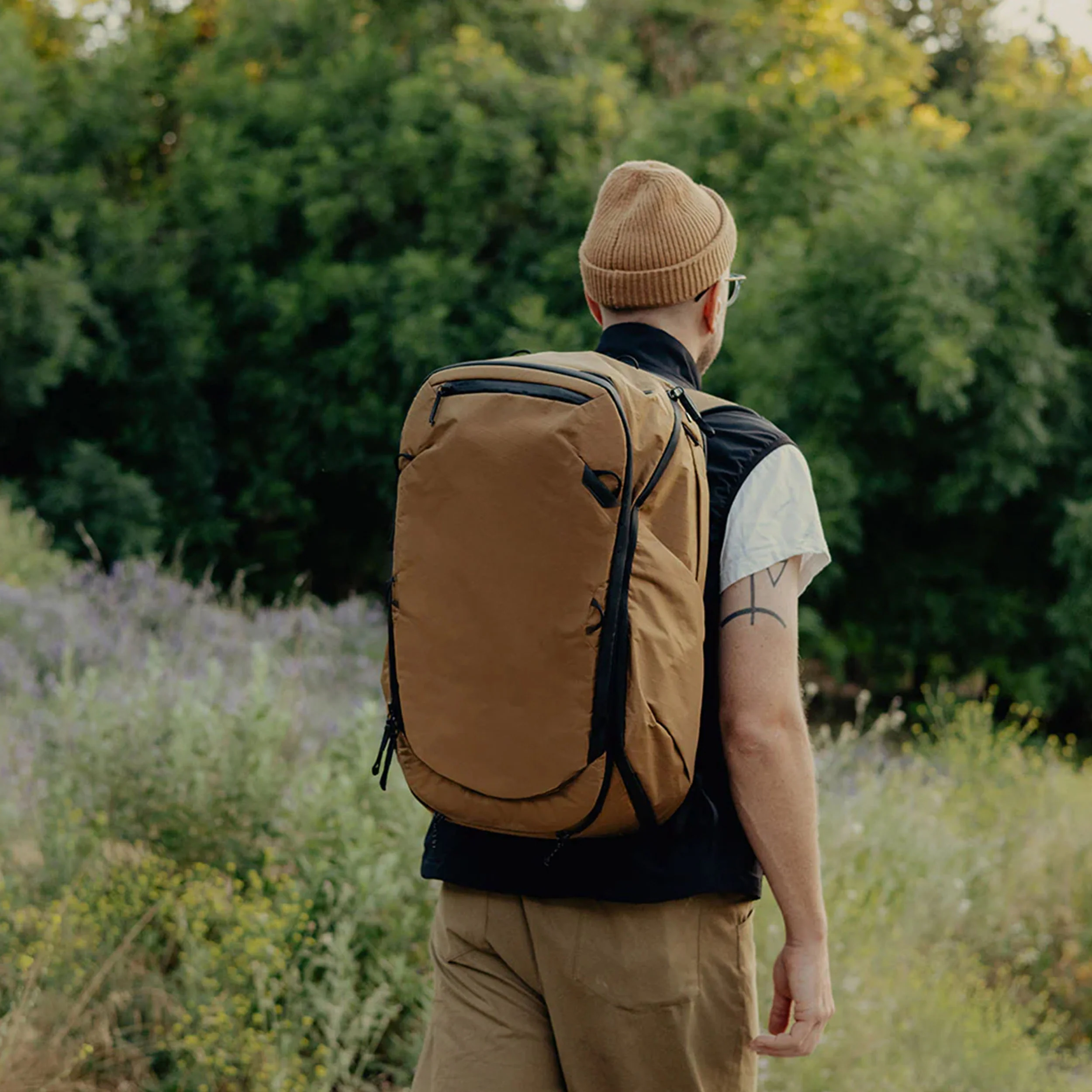 Peak Design Travel Backpack 45L - Black - Image 15