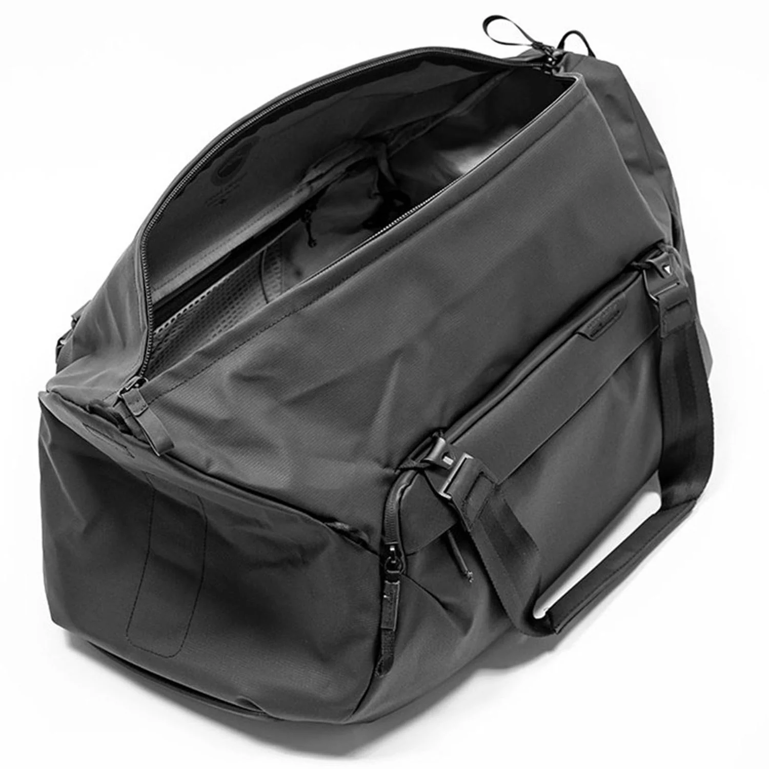 Peak Design Travel Duffel 35L - Black - Image 4