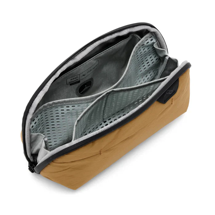 Peak Design Wash Pouch Small Coyote - Image 3