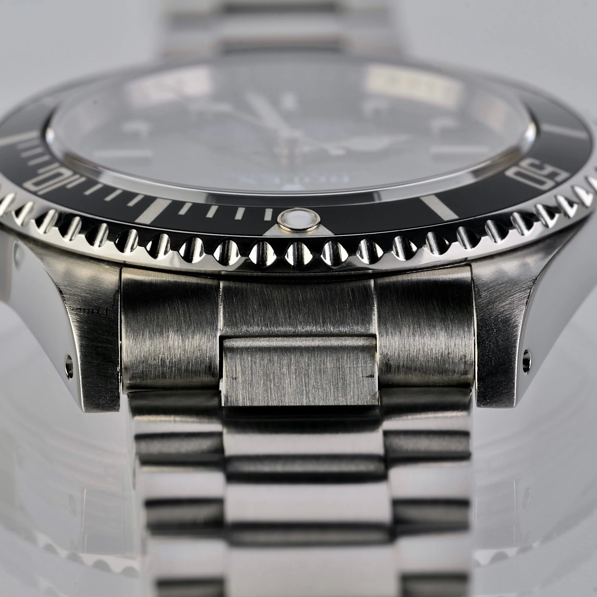 Rolex Submariner Ref 14060M, Boxed G277435 - Image 7
